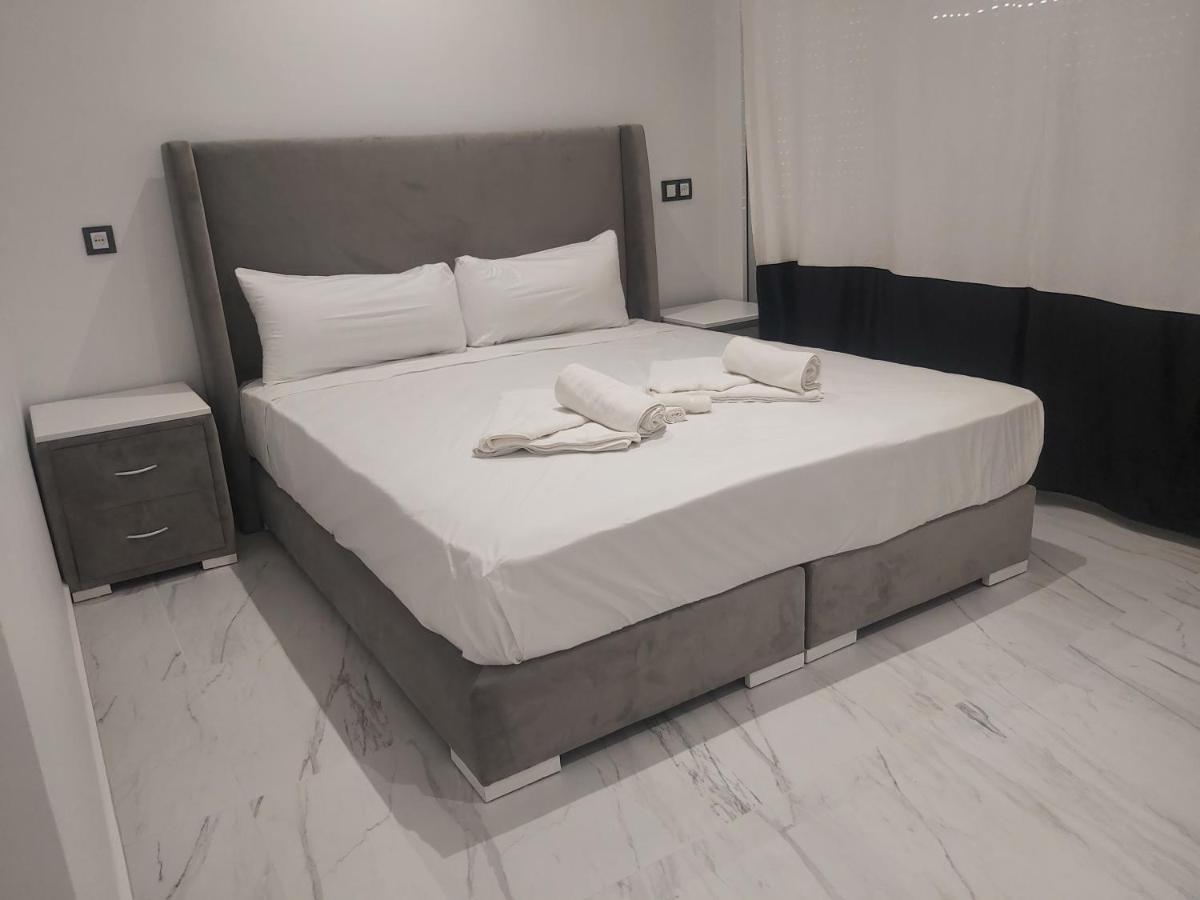 Apartamento Piso céntrico y a pie de playa. Martil Exterior foto