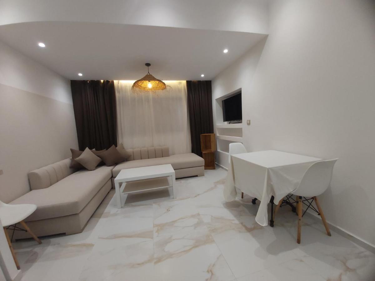 Apartamento Piso céntrico y a pie de playa. Martil Exterior foto