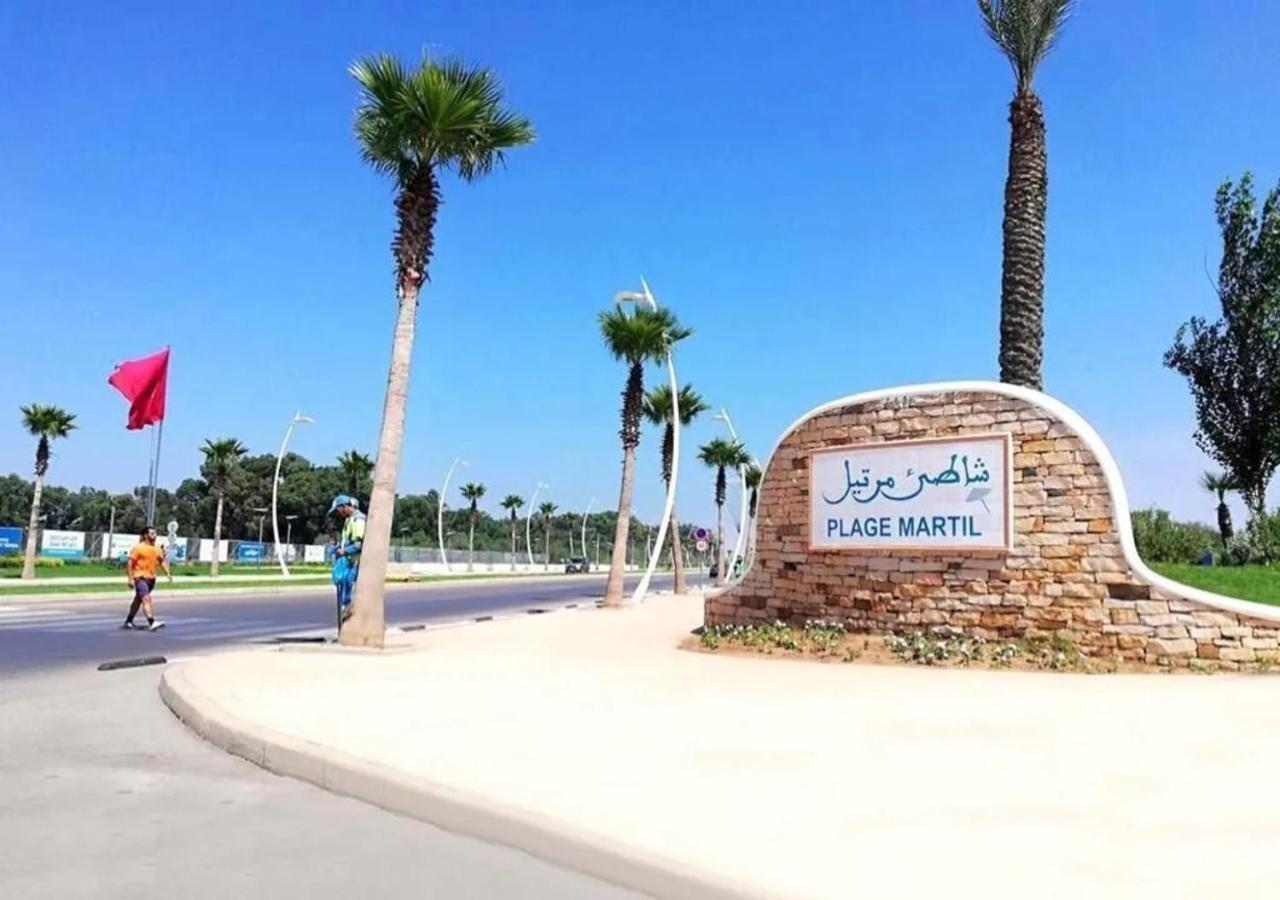 Apartamento Piso céntrico y a pie de playa. Martil Exterior foto
