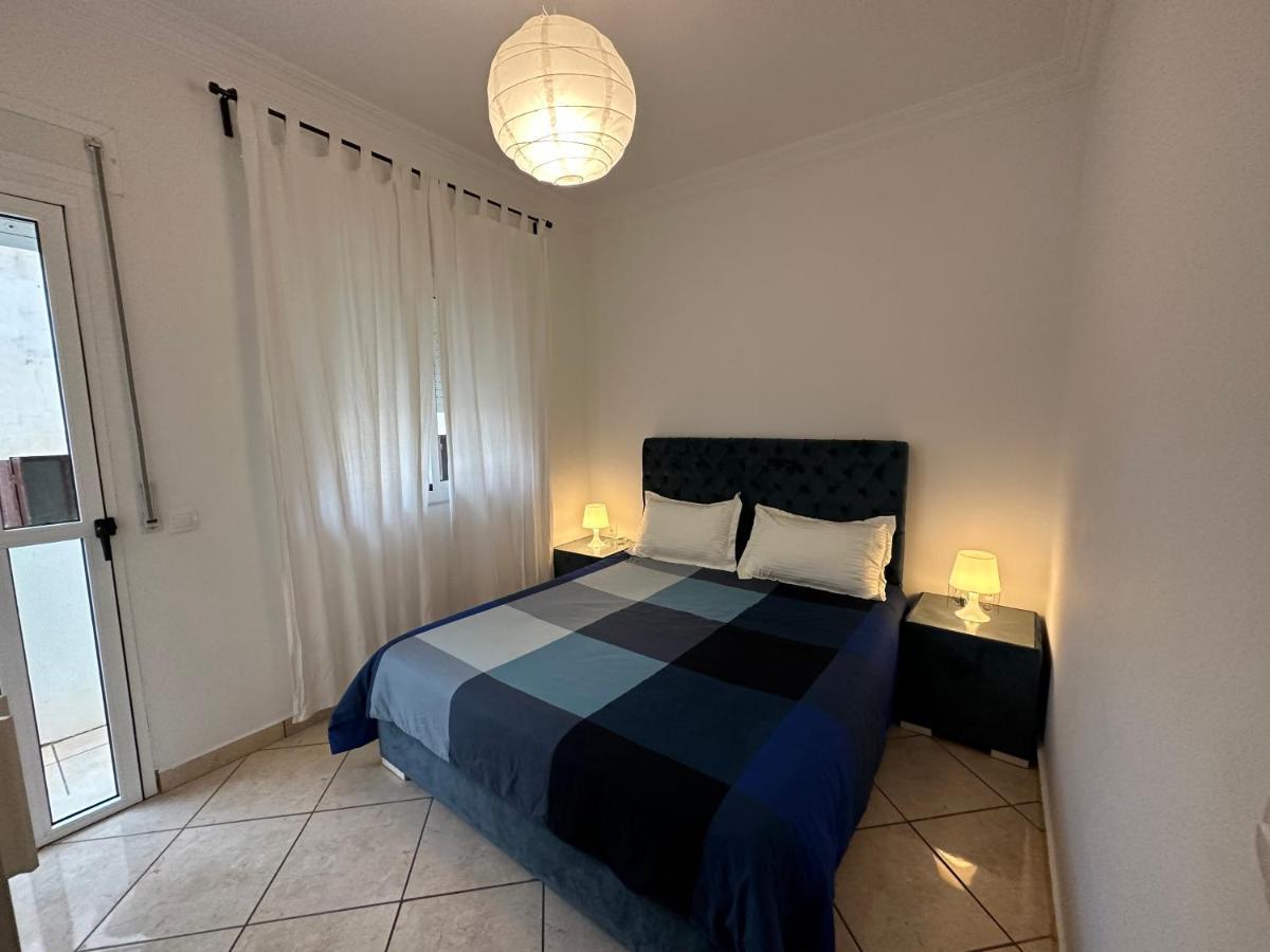 Apartamento Piso céntrico y a pie de playa. Martil Exterior foto