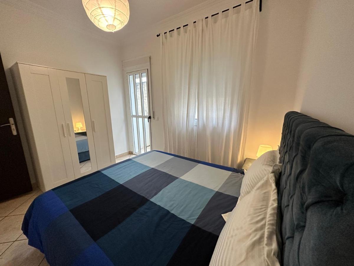 Apartamento Piso céntrico y a pie de playa. Martil Exterior foto