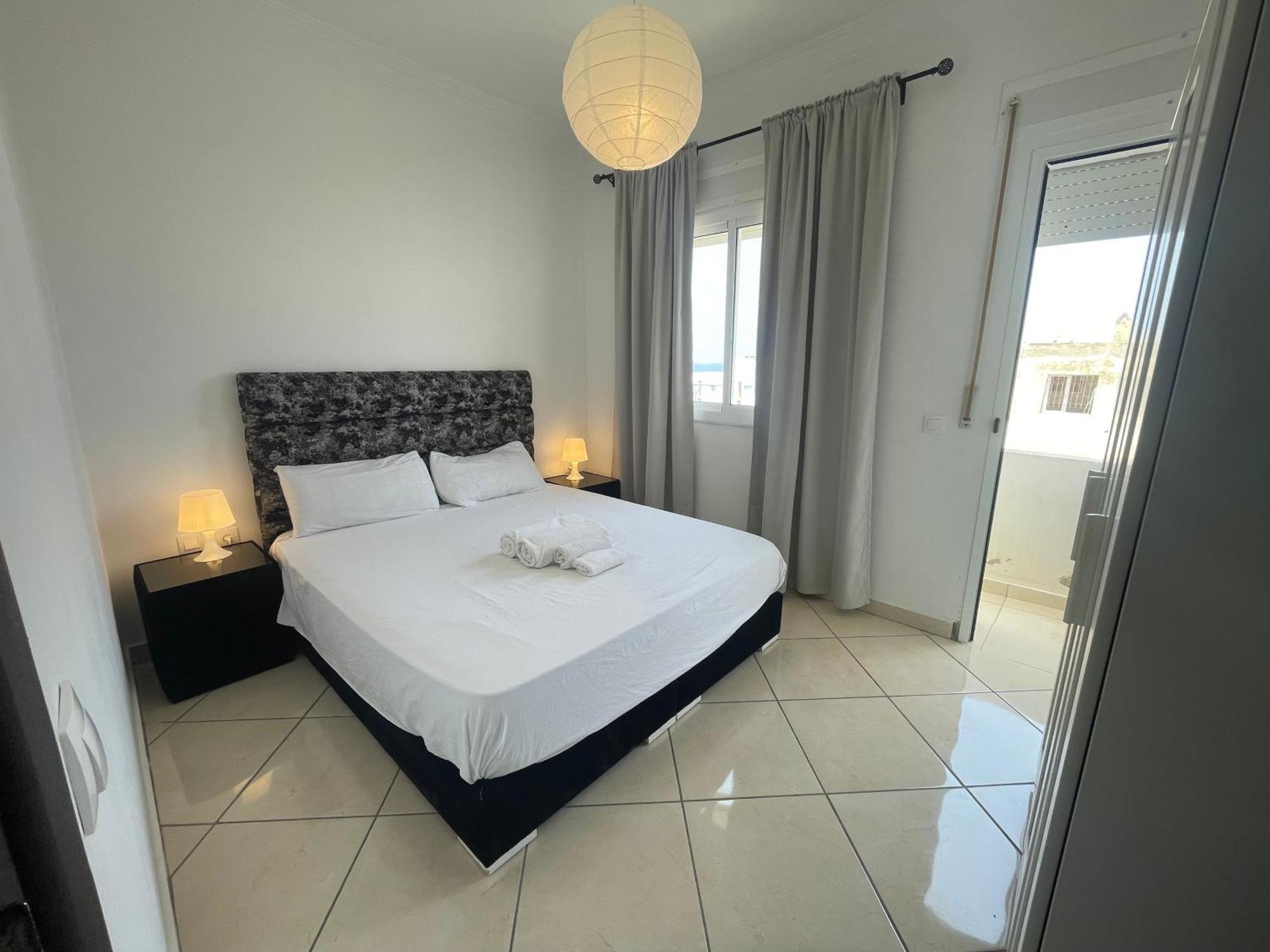 Apartamento Piso céntrico y a pie de playa. Martil Exterior foto